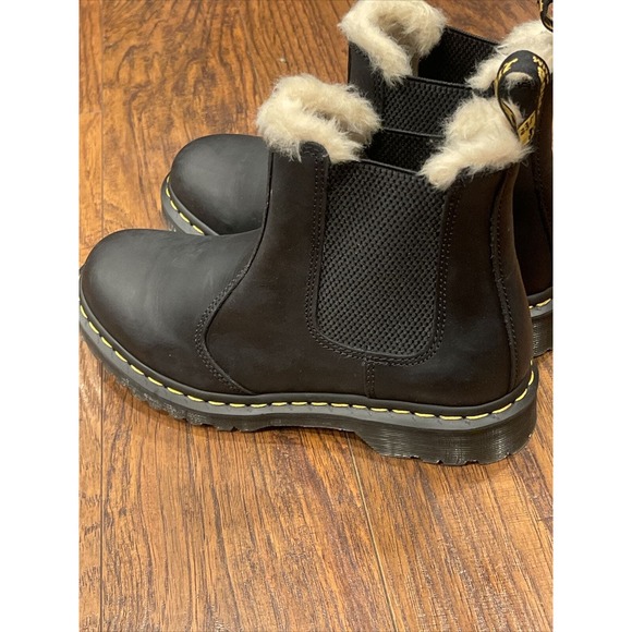 Dr. Martens LEONORE 2976 Women's Faux Fur Lined Black Chelsea Boots Size 8 - Picture 5 of 12